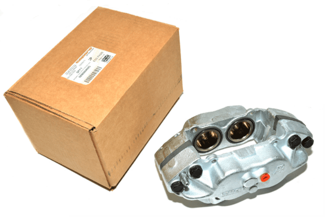 Land Rover Defender 110 Front Brake Calipers (Pair) With Solid Discs | RTC5572 RTC5573